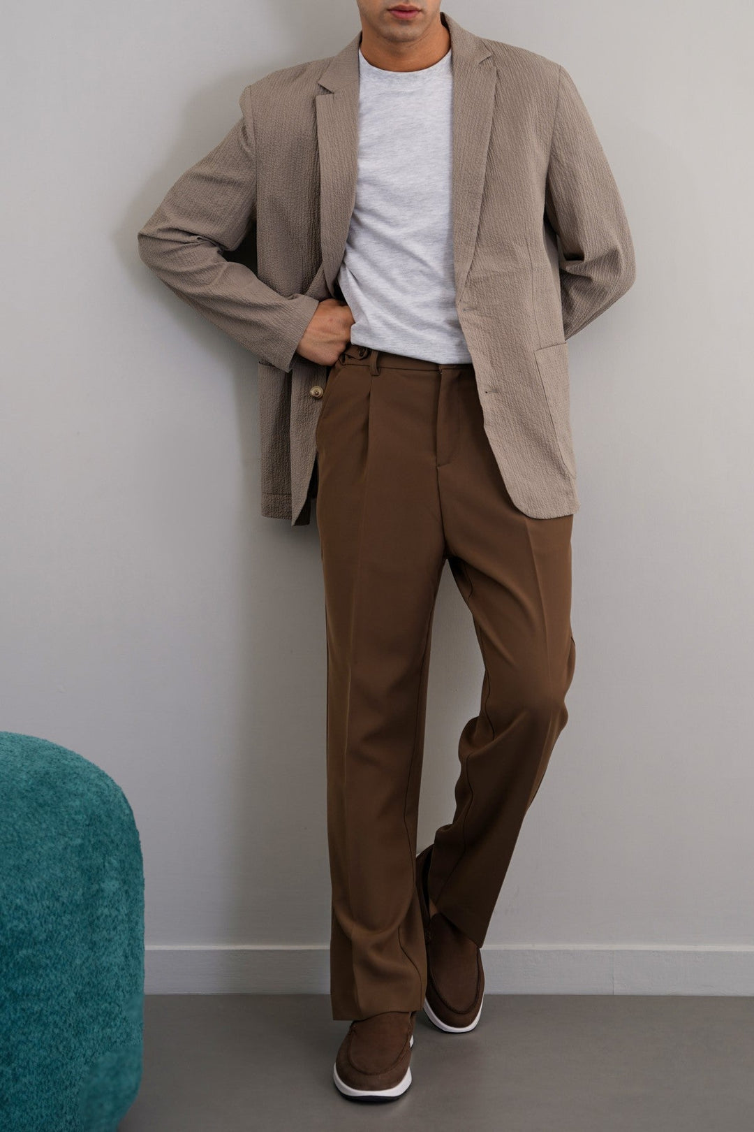 TAUPE SEERSUCKER BLAZER