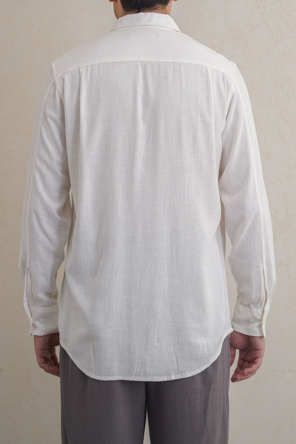 WHITE SHIRT WITH HIDDEN PLACKET