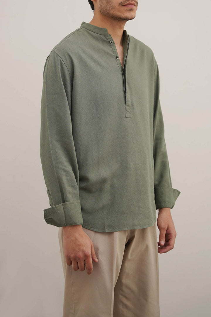 GREEN HALF PLACKET SHIRT