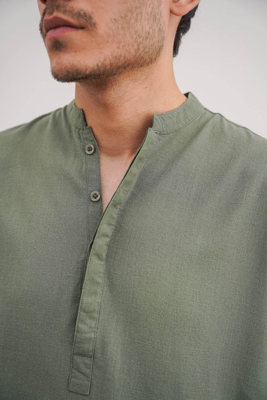 GREEN HALF PLACKET SHIRT