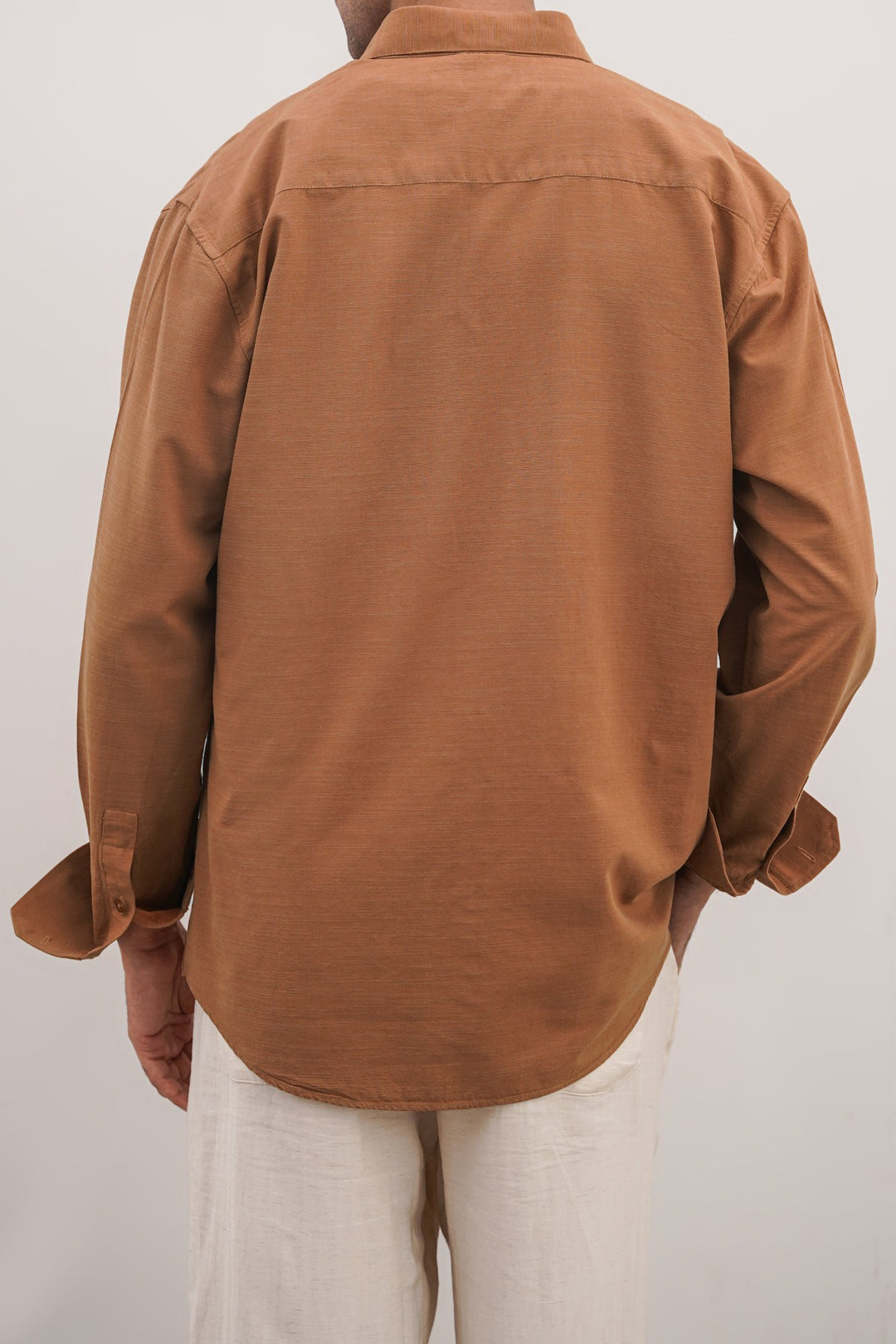 OCHRE BROWN CLASSIC BUTTON DOWN SHIRT