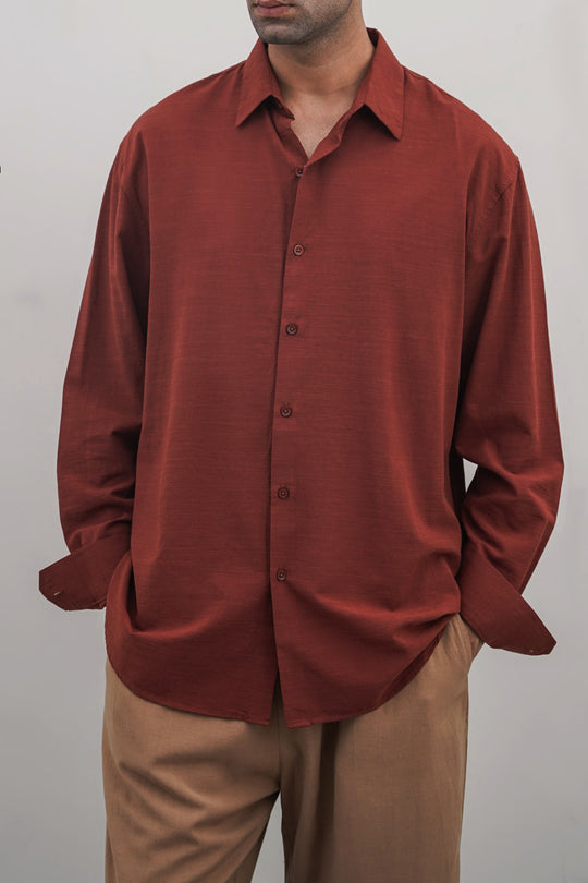 CLASSIC BUTTON DOWN SHIRT