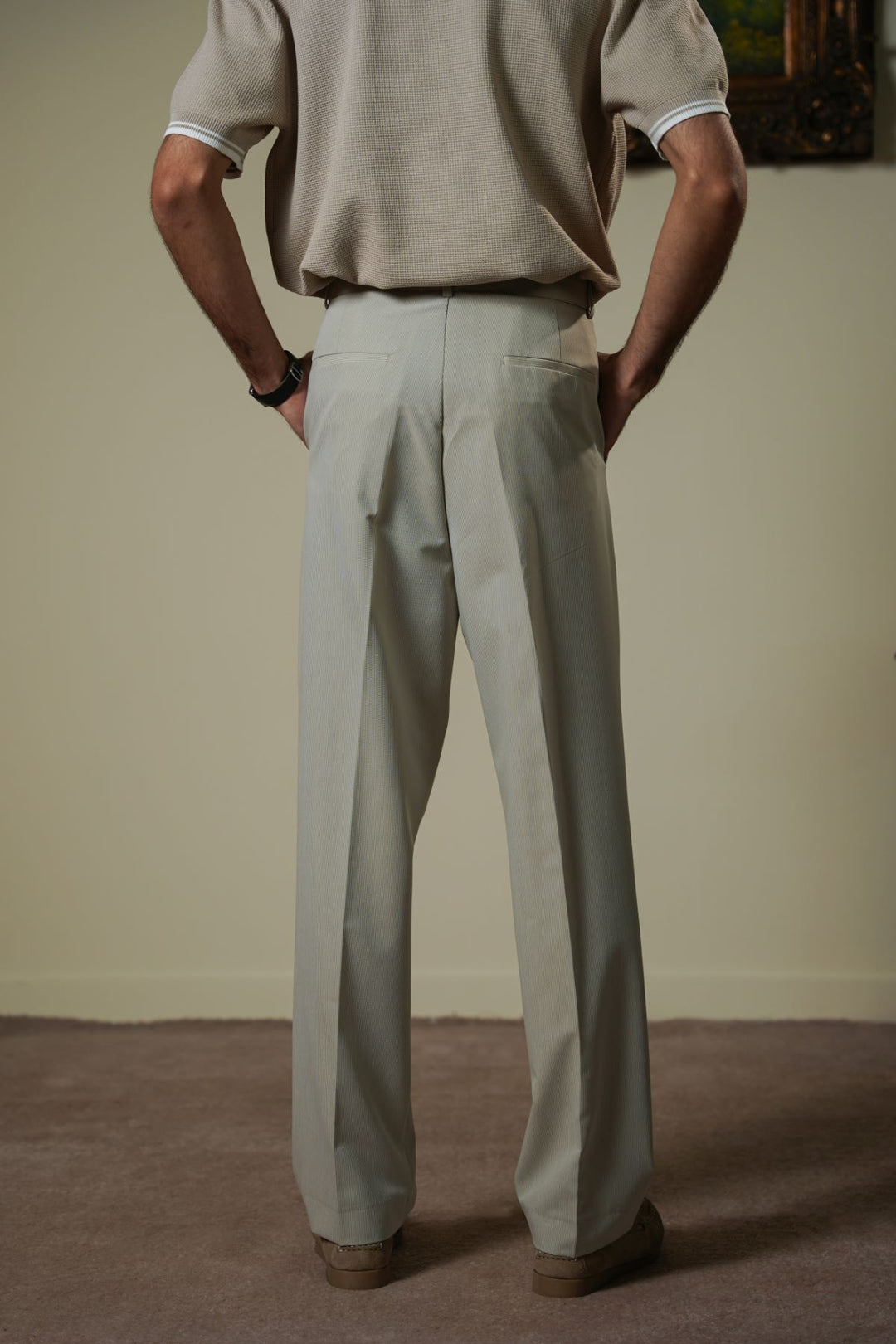 BEIGE SIGNATURE BELTED PANTS