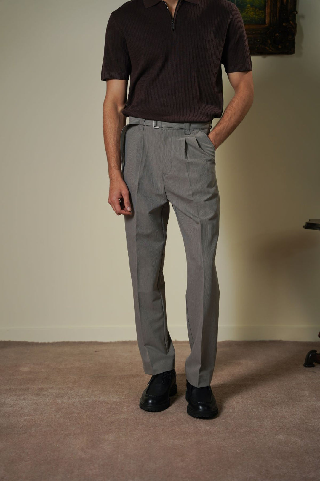 GREY SIGNATURE BELTED PANTS