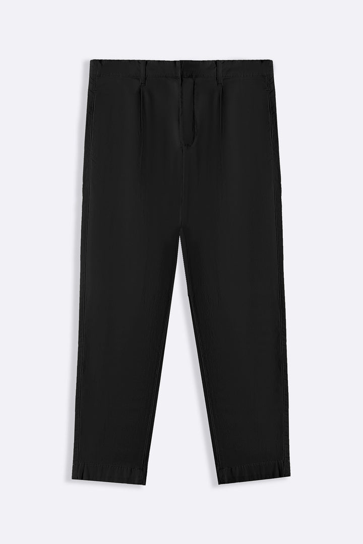 BLACK PLEATED CHINOS