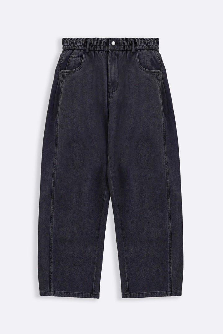 BLACK BARREL JEANS