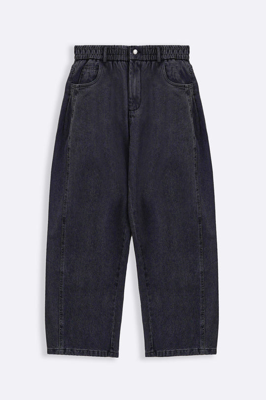 BLACK BARREL JEANS