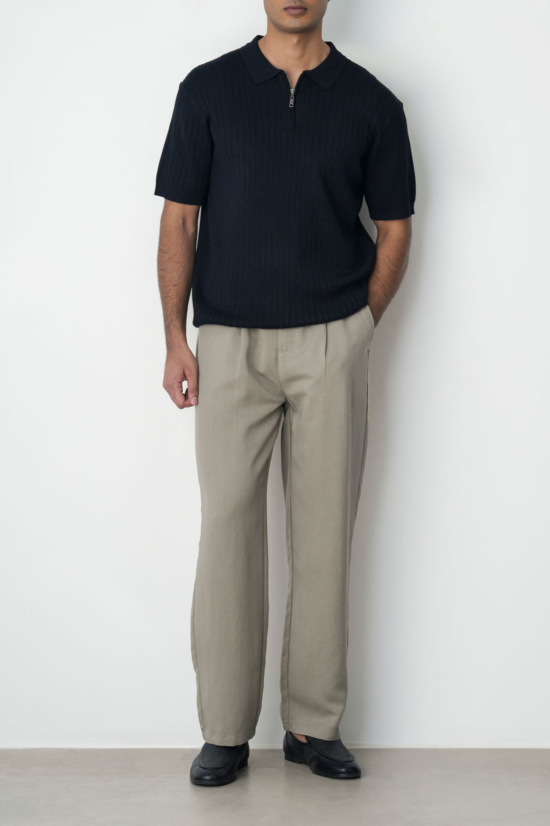 BEIGE RELAXED FIT PLEATED PANTS