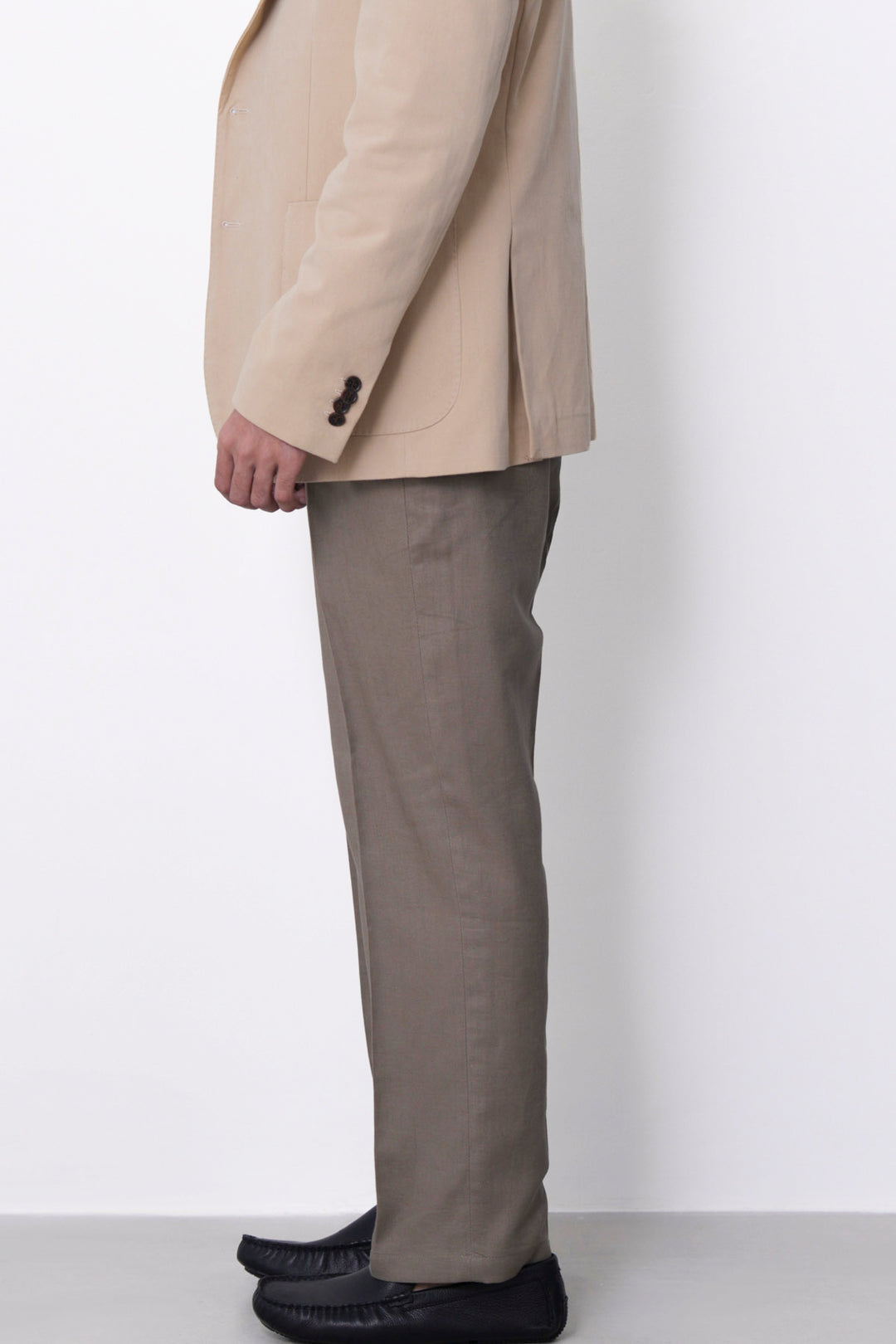 KHAKI TAILORED HERRINGBONE PANTS