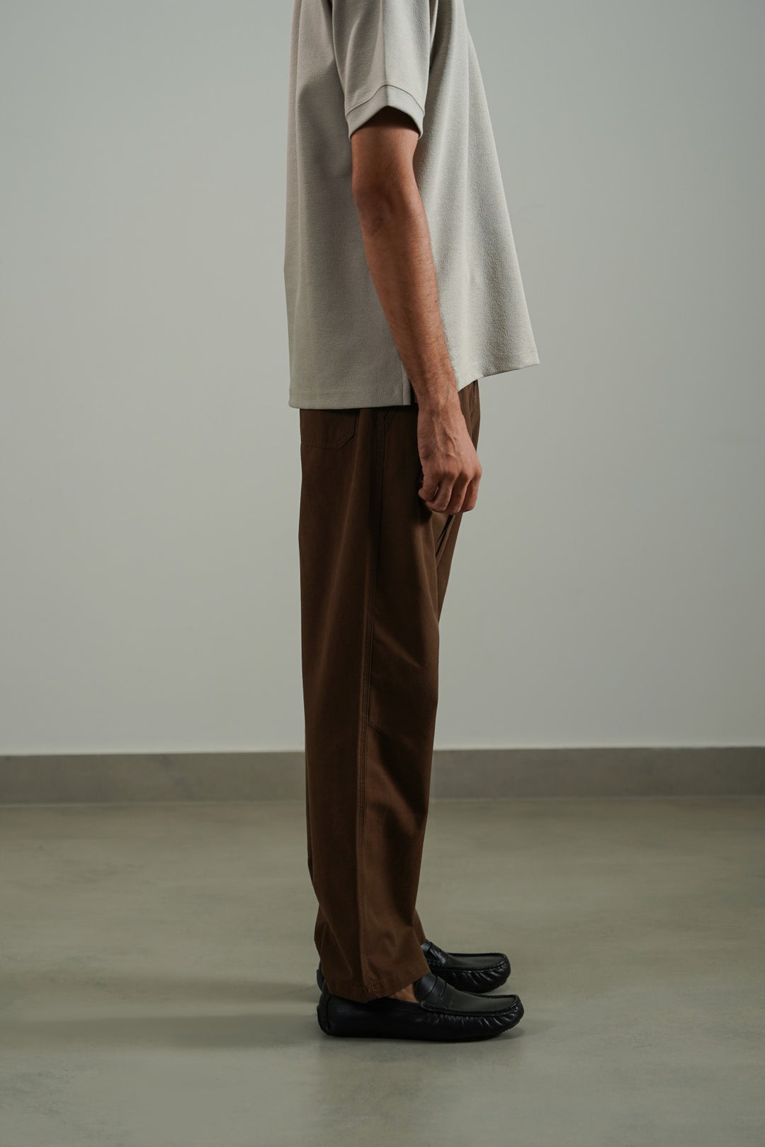 RELAXED PLEATED PANTS
