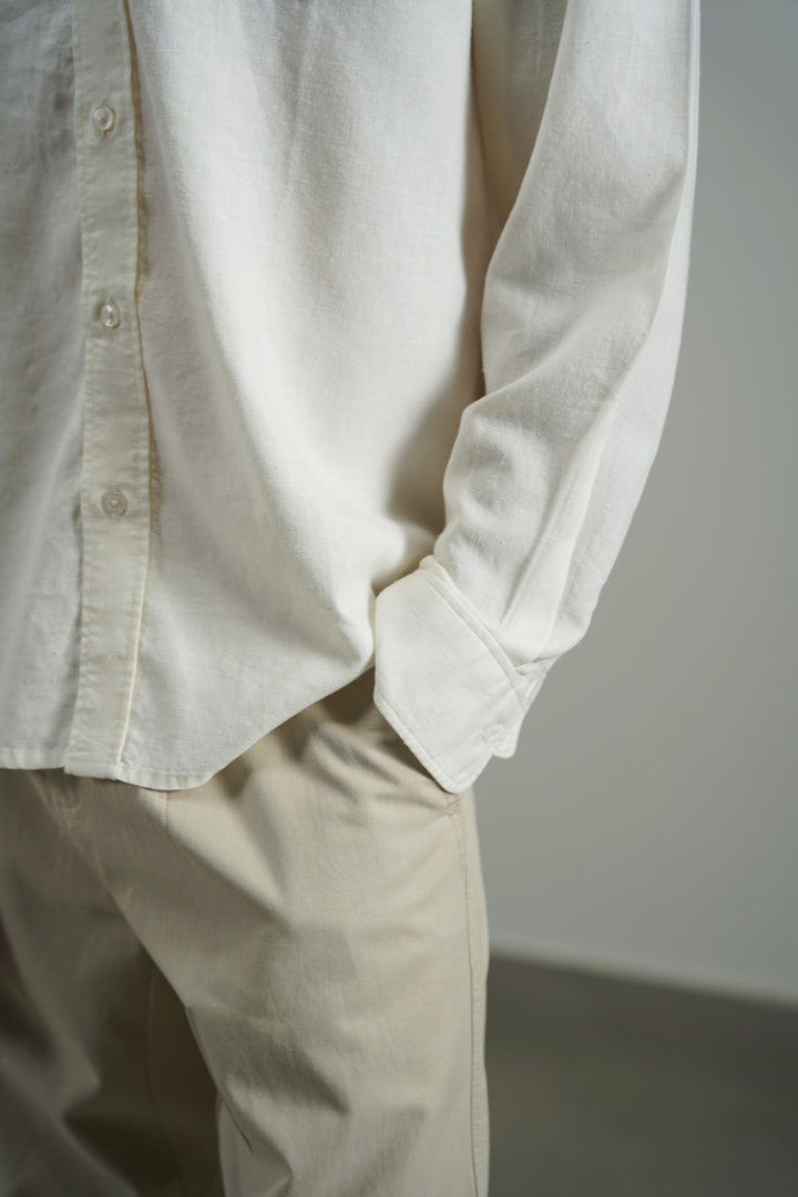 KHAKI RELAXED PLEATED PANTS