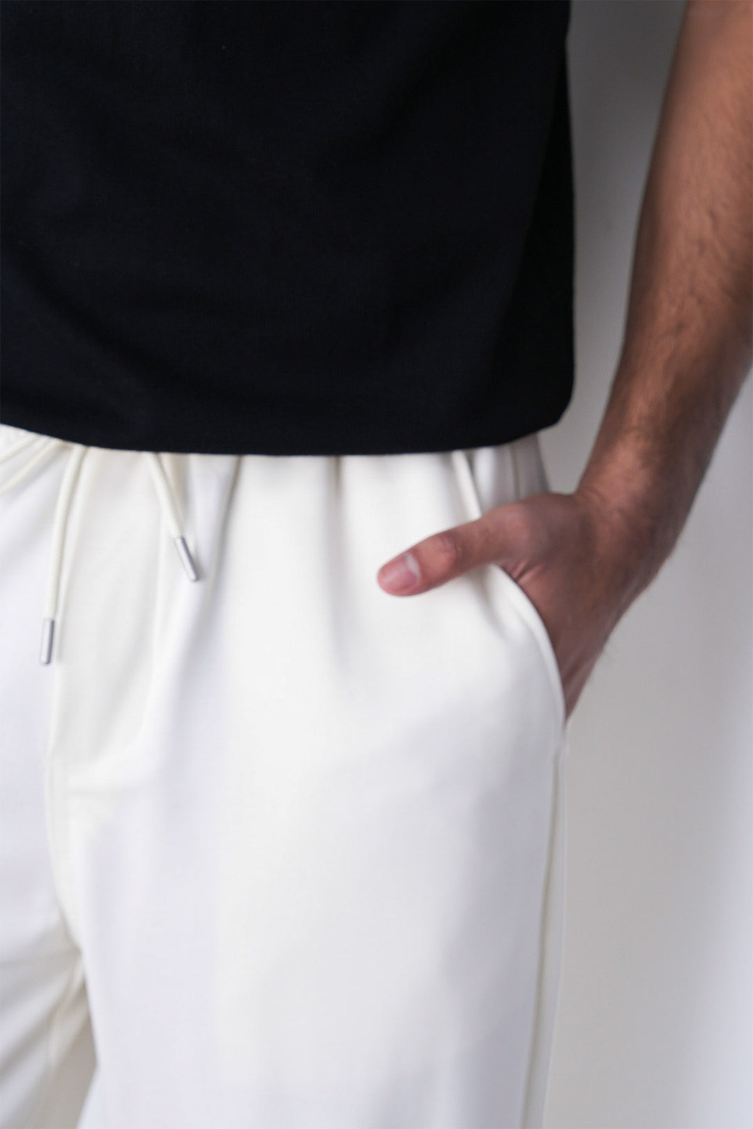 COMFORT STRAIGHT PANTS