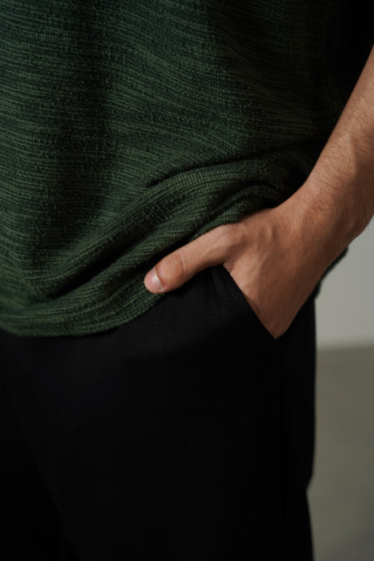 BLACK COMFORT STRAIGHT PANTS