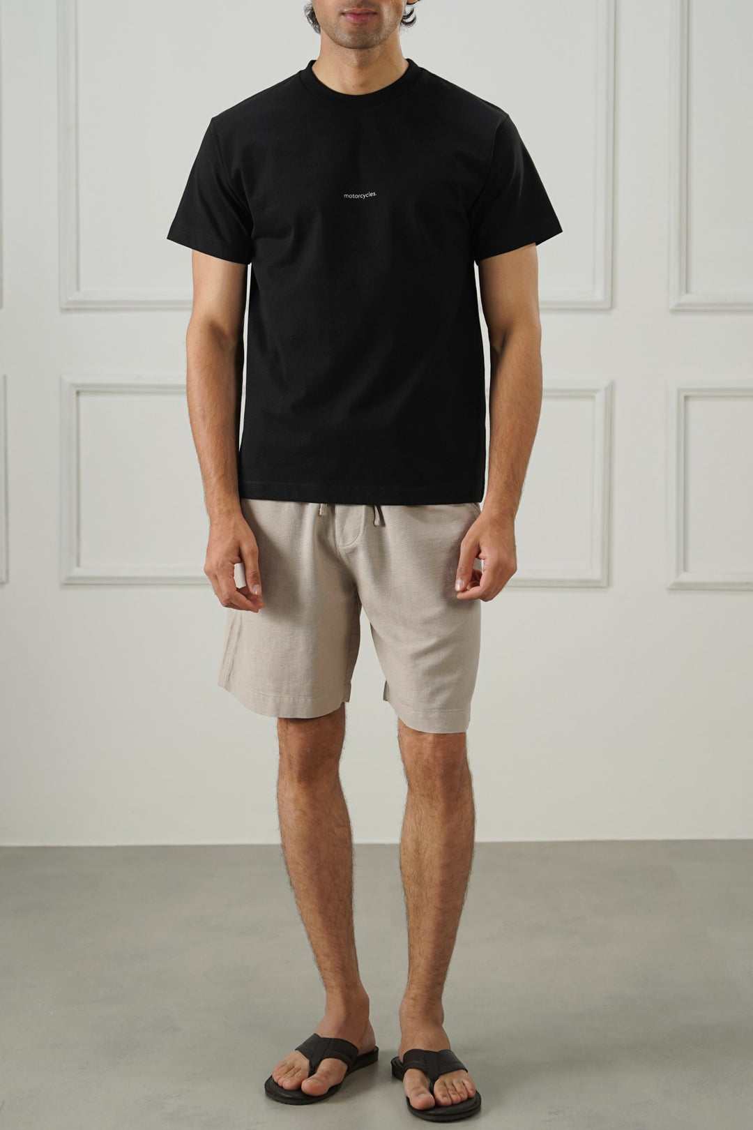 BEIGE HOLIDAY SHORTS