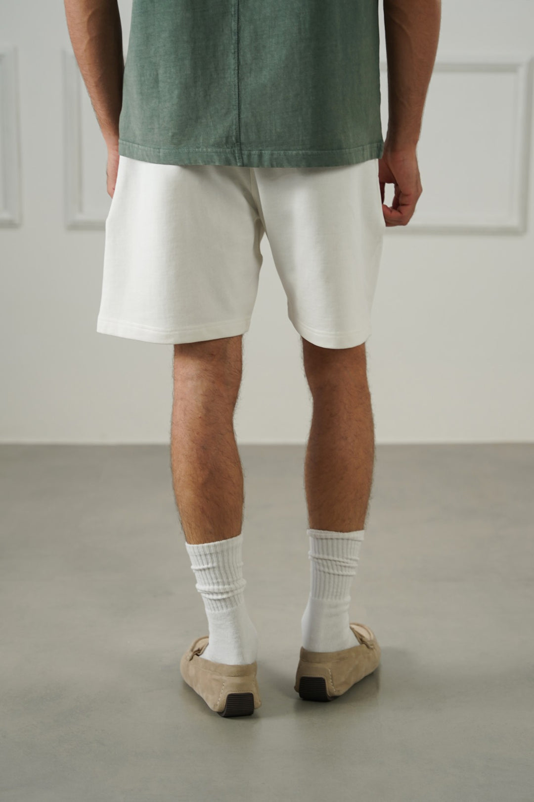 WHITE RELAXED SHORTS