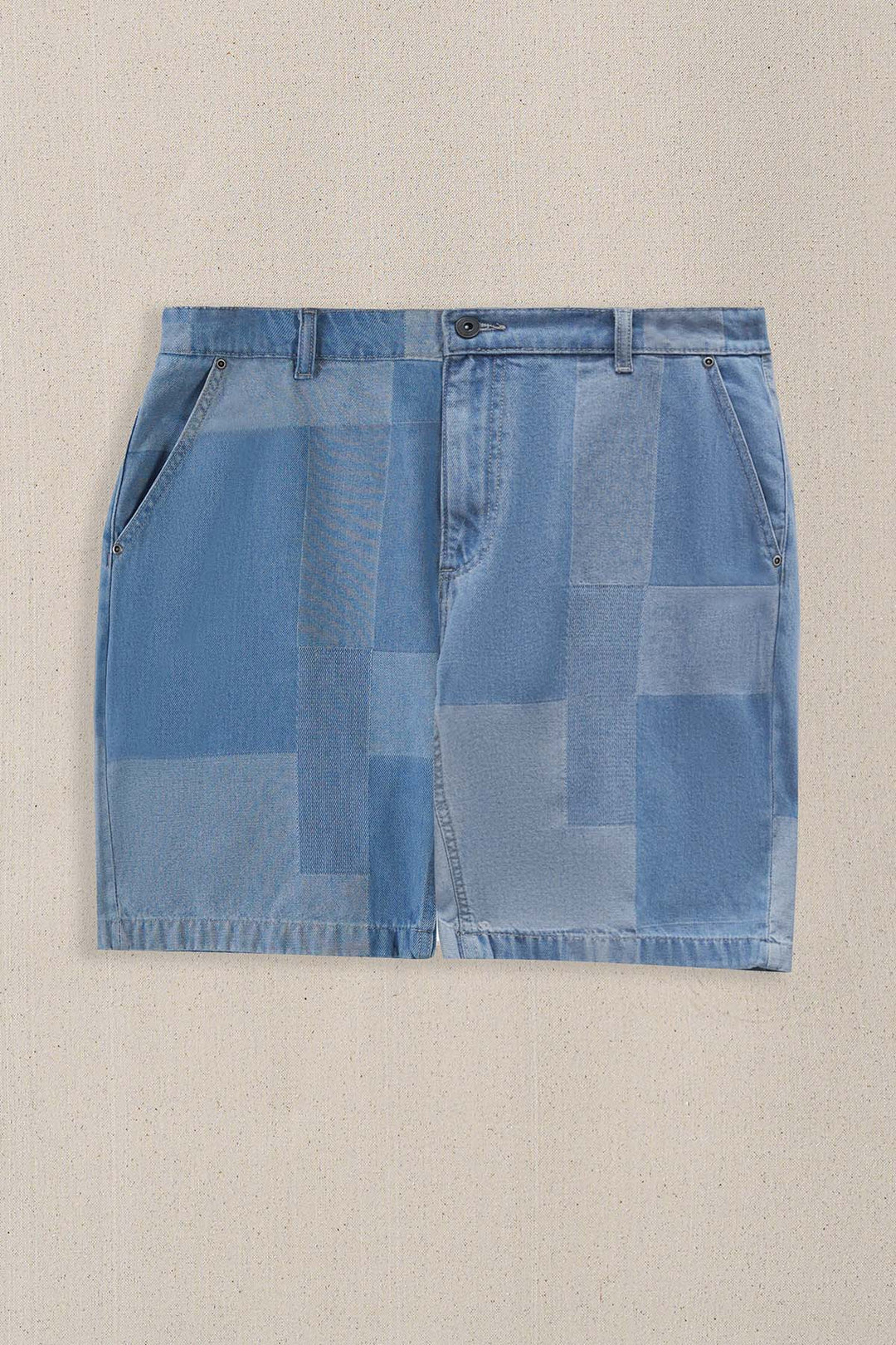BLUE PATCH EFFECT SHORTS