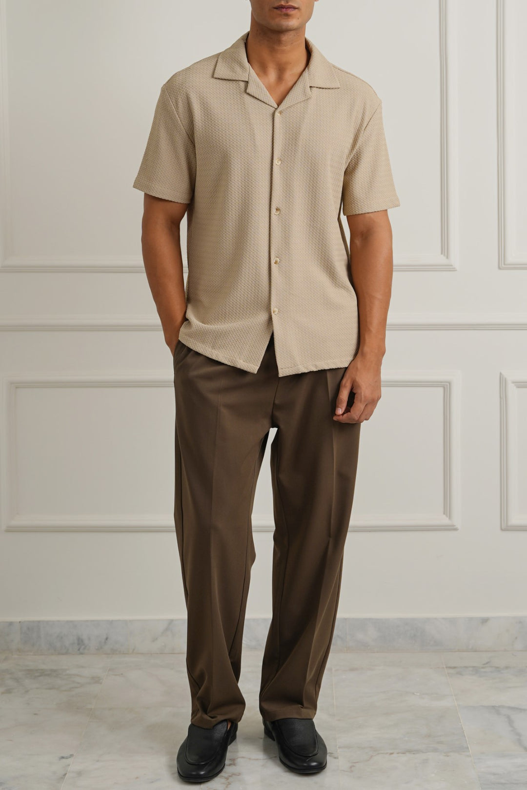 BEIGE SUMMER KNIT BUTTON DOWN