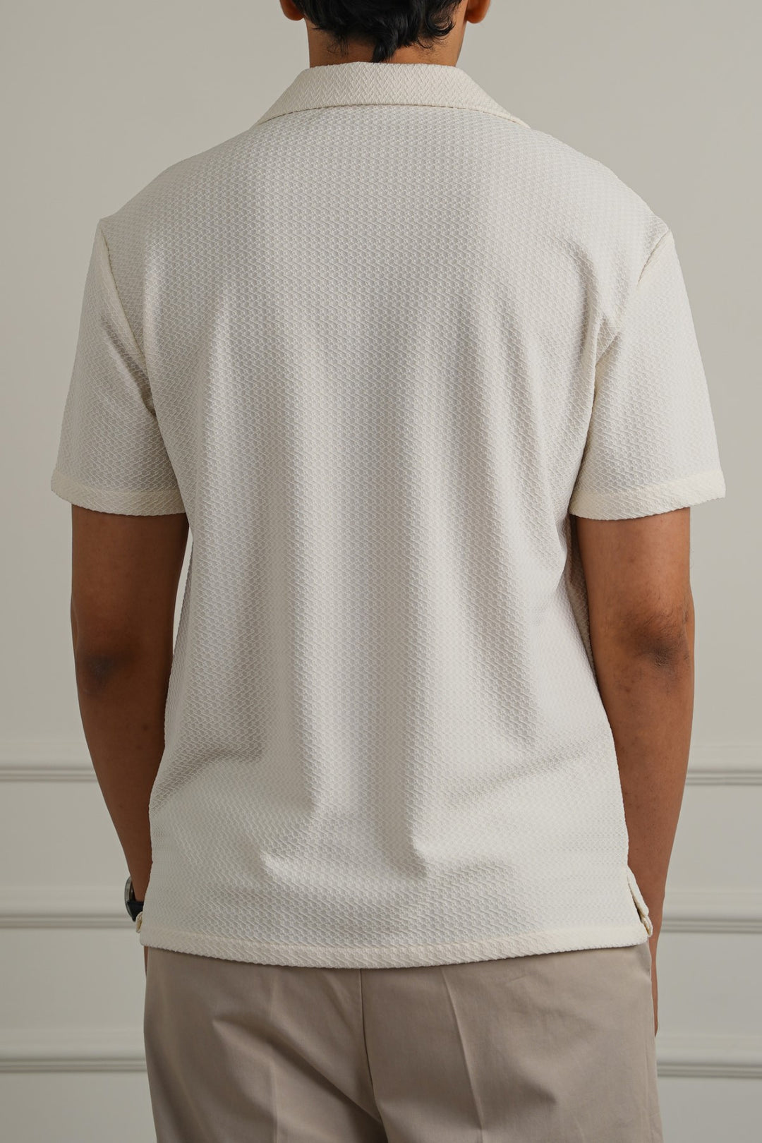 OFF WHITE SUMMER KNIT BUTTON DOWN