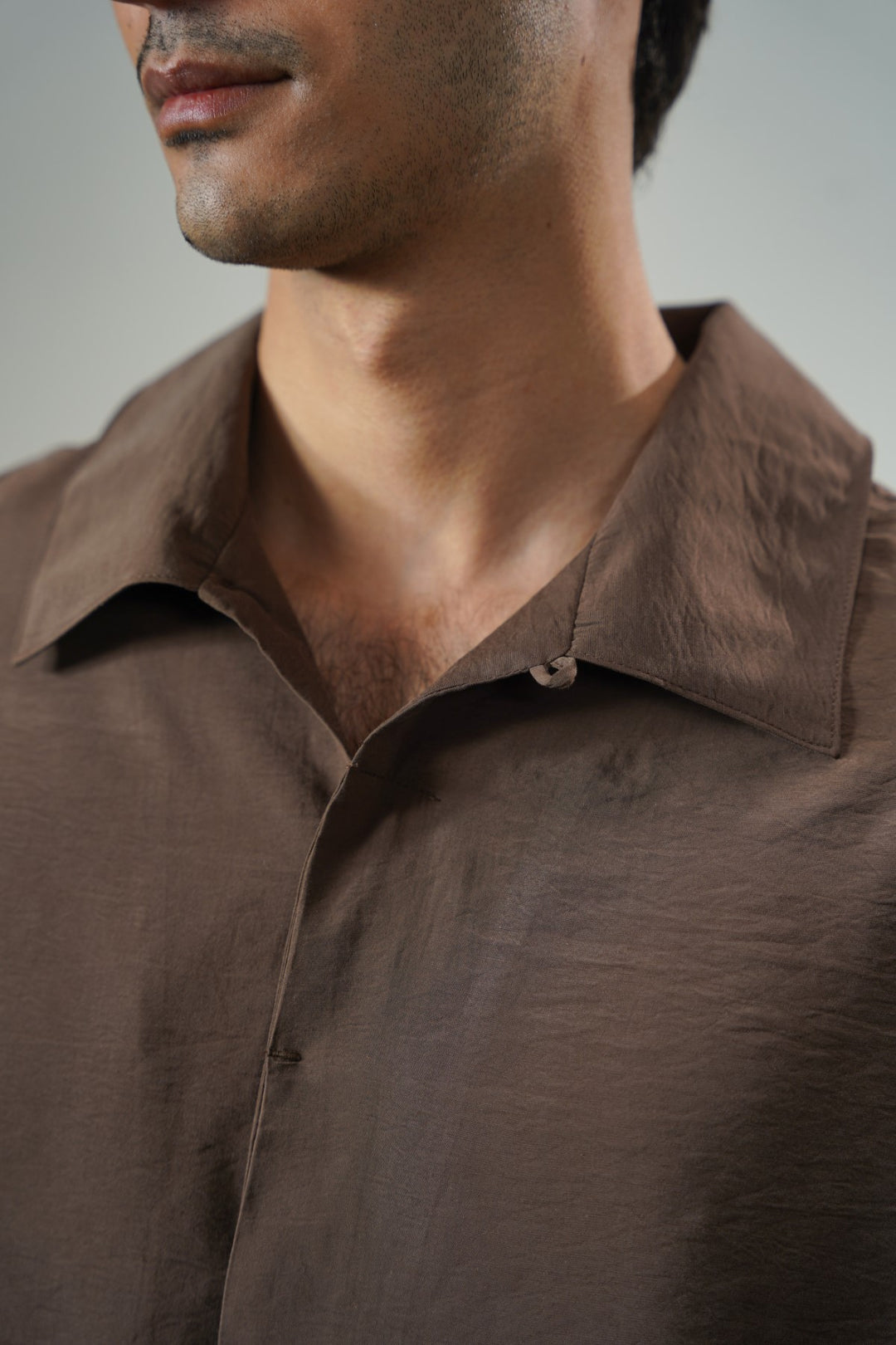 COFFEE STONEWASH FLOWY SHIRT