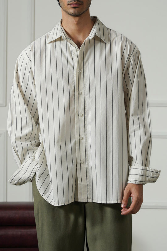 WHITE 90's DAD SHIRT