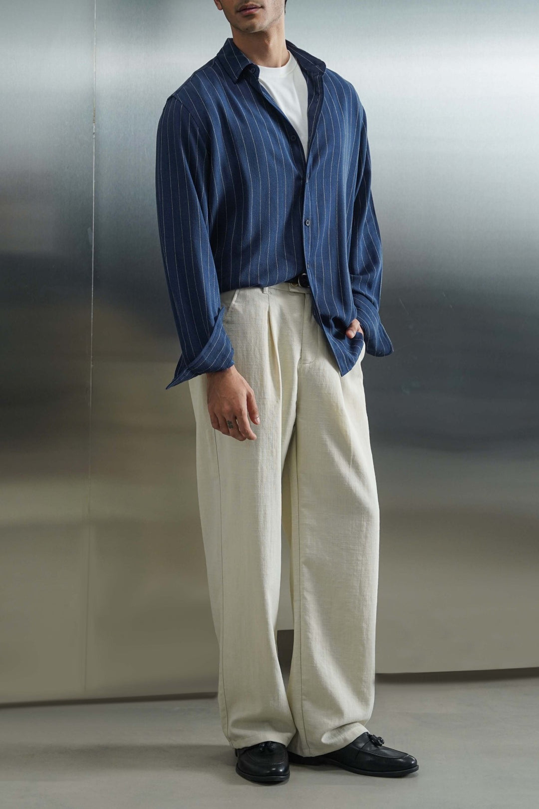 NAVY PINSTRIPE SHIRT WITH LINEN