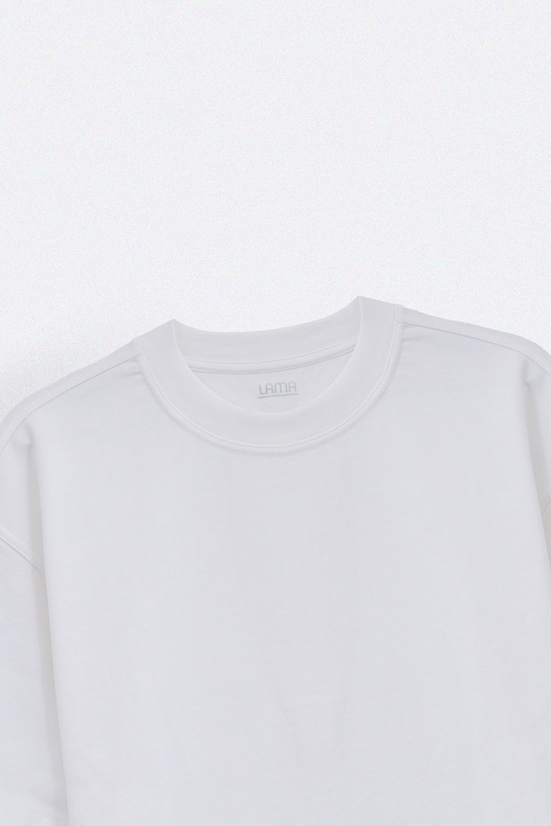 WHITE EVERYDAY TEE