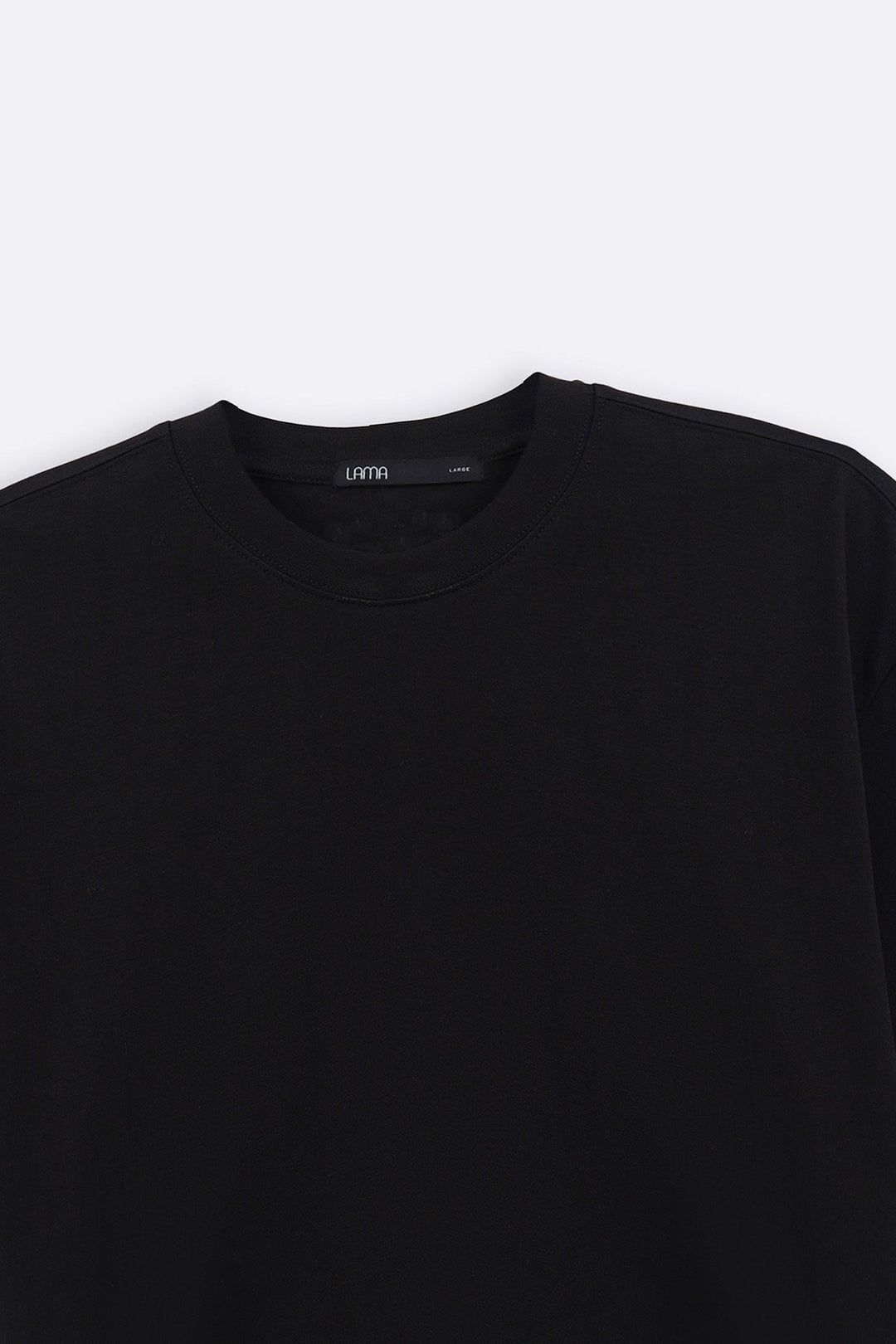BLACK ESSENTIAL TEE