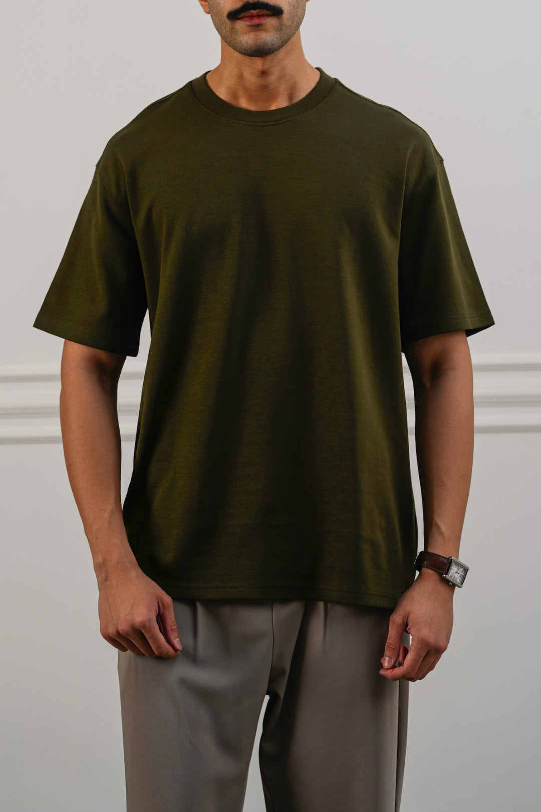 OLIVE SUMMER ESSENTIAL TEE
