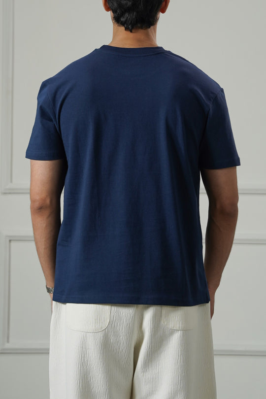 NAVY ESSENTIAL CREW NECK TEE
