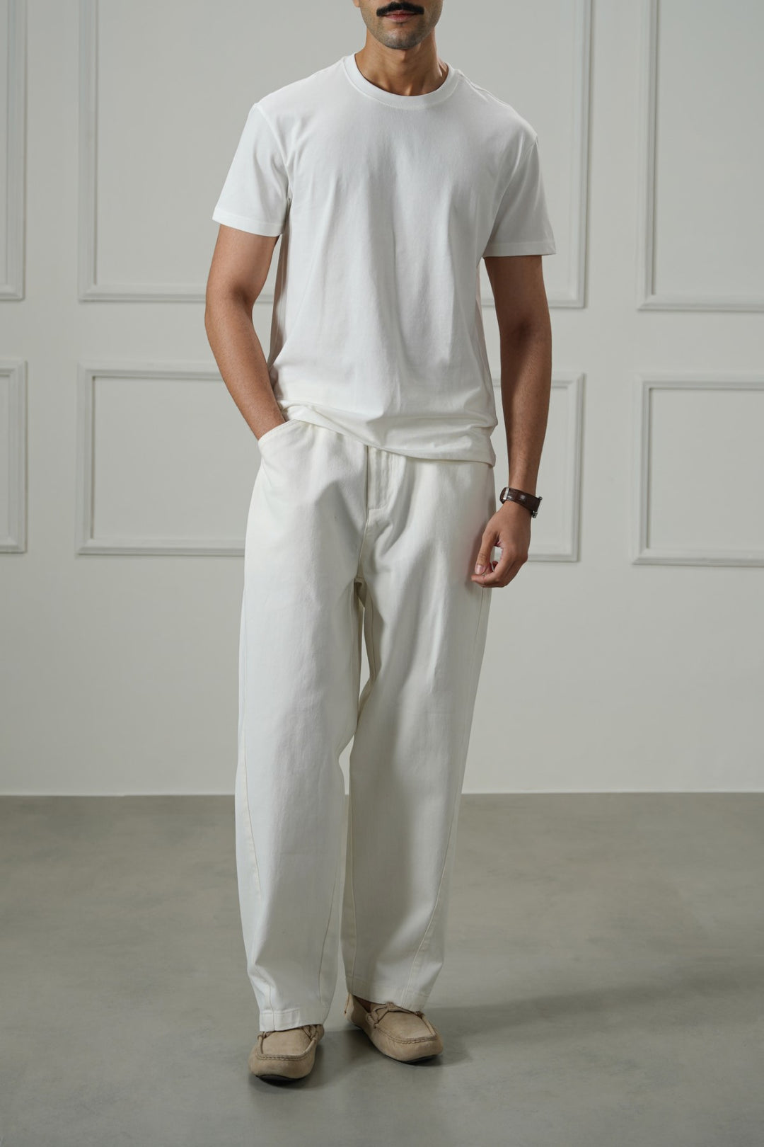 WHITE SLIMFIT TEE