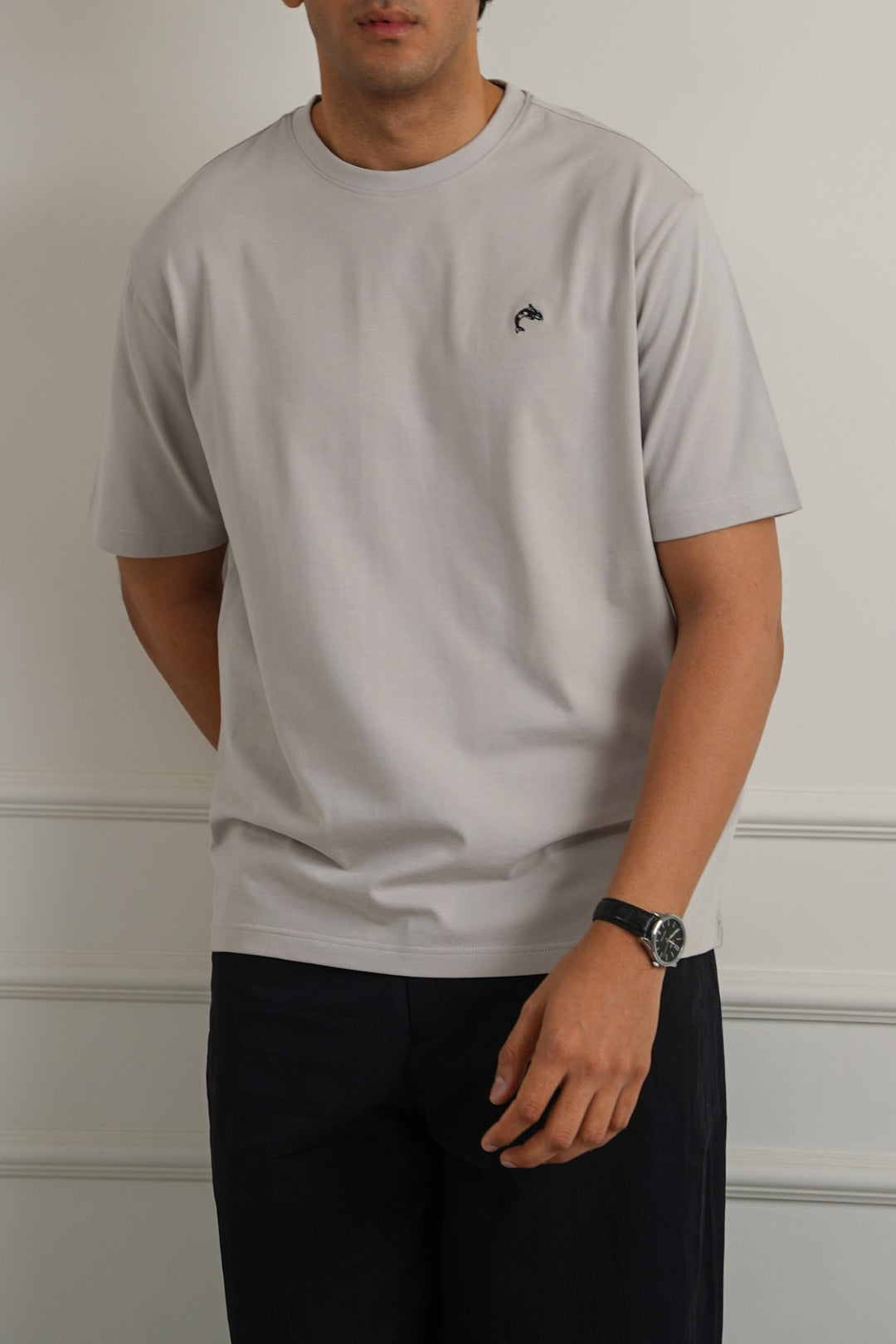 LIGHT GREY DOLPHIN TEE