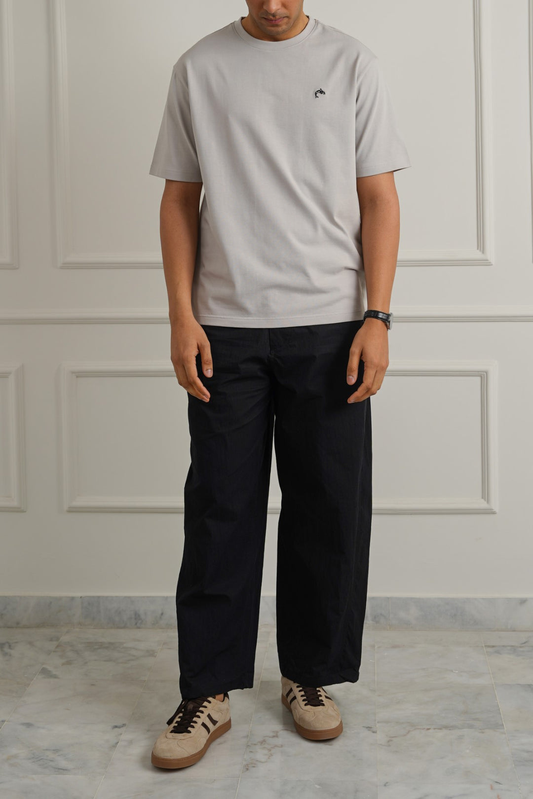 LIGHT GREY DOLPHIN TEE