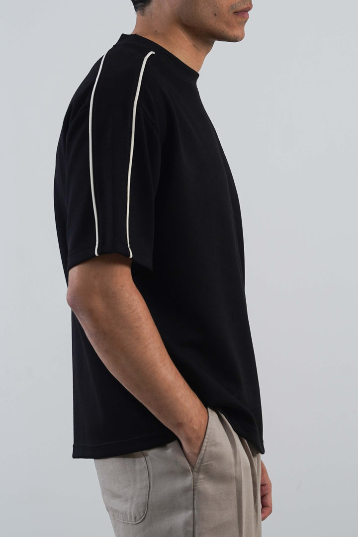 STRIPED SHOULDER TEE