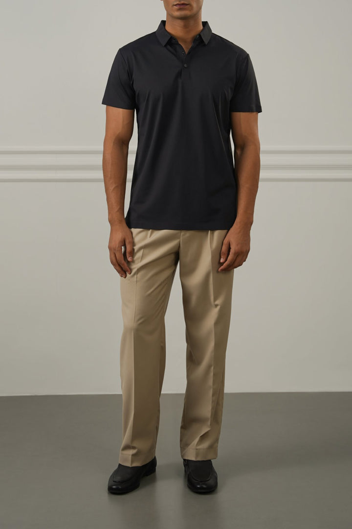 BLACK SEAMLESS POLO
