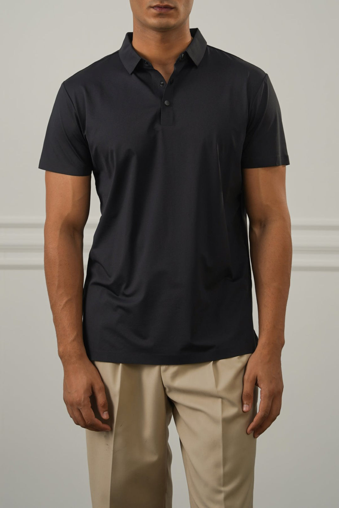 BLACK SEAMLESS POLO