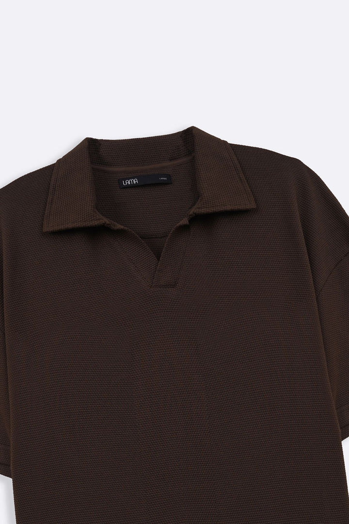 BROWN OPEN COLLAR RESORT POLO