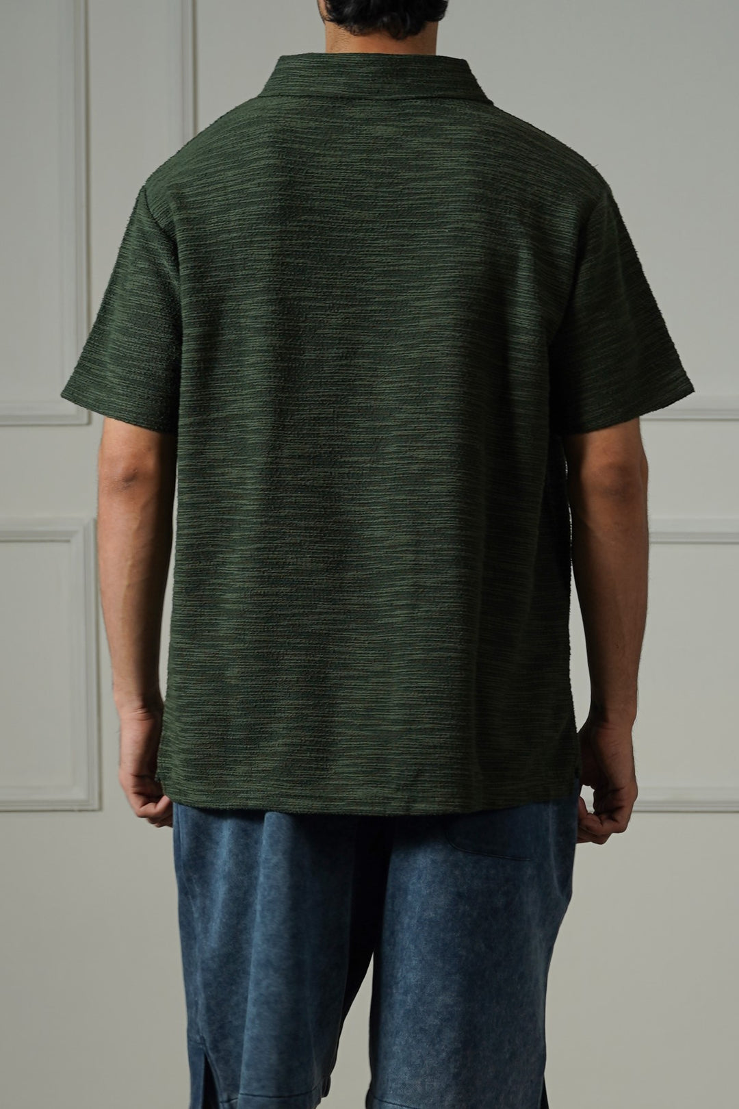 OLIVE TEXTURED ZIPPER POLO