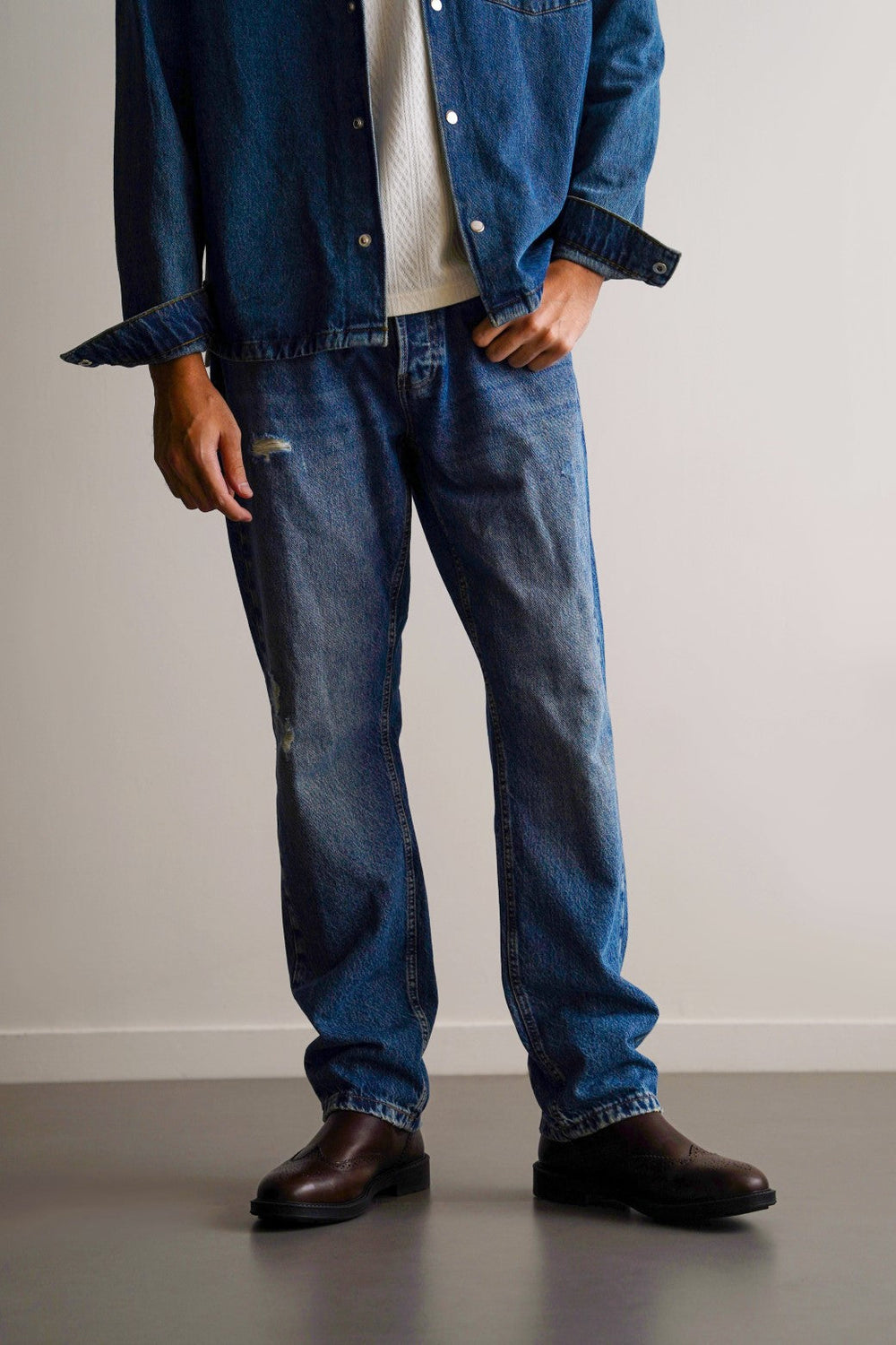 BLUE RELAXED STRAIGHT JEANS
