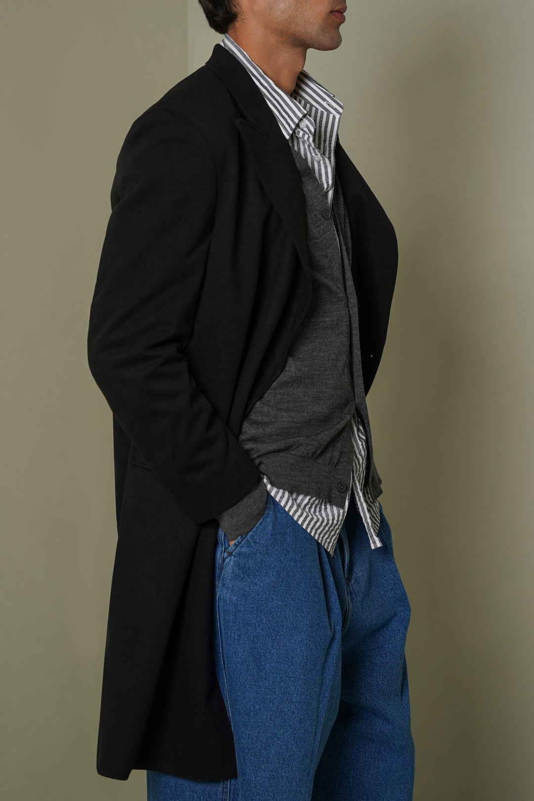 DOUBLE BREASTED OVERCOAT