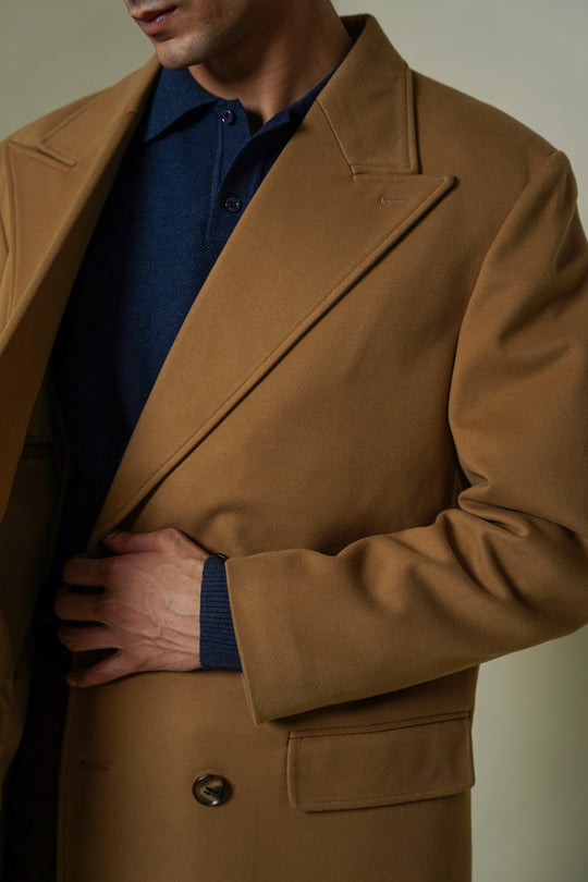 DOUBLE BREASTED OVERCOAT