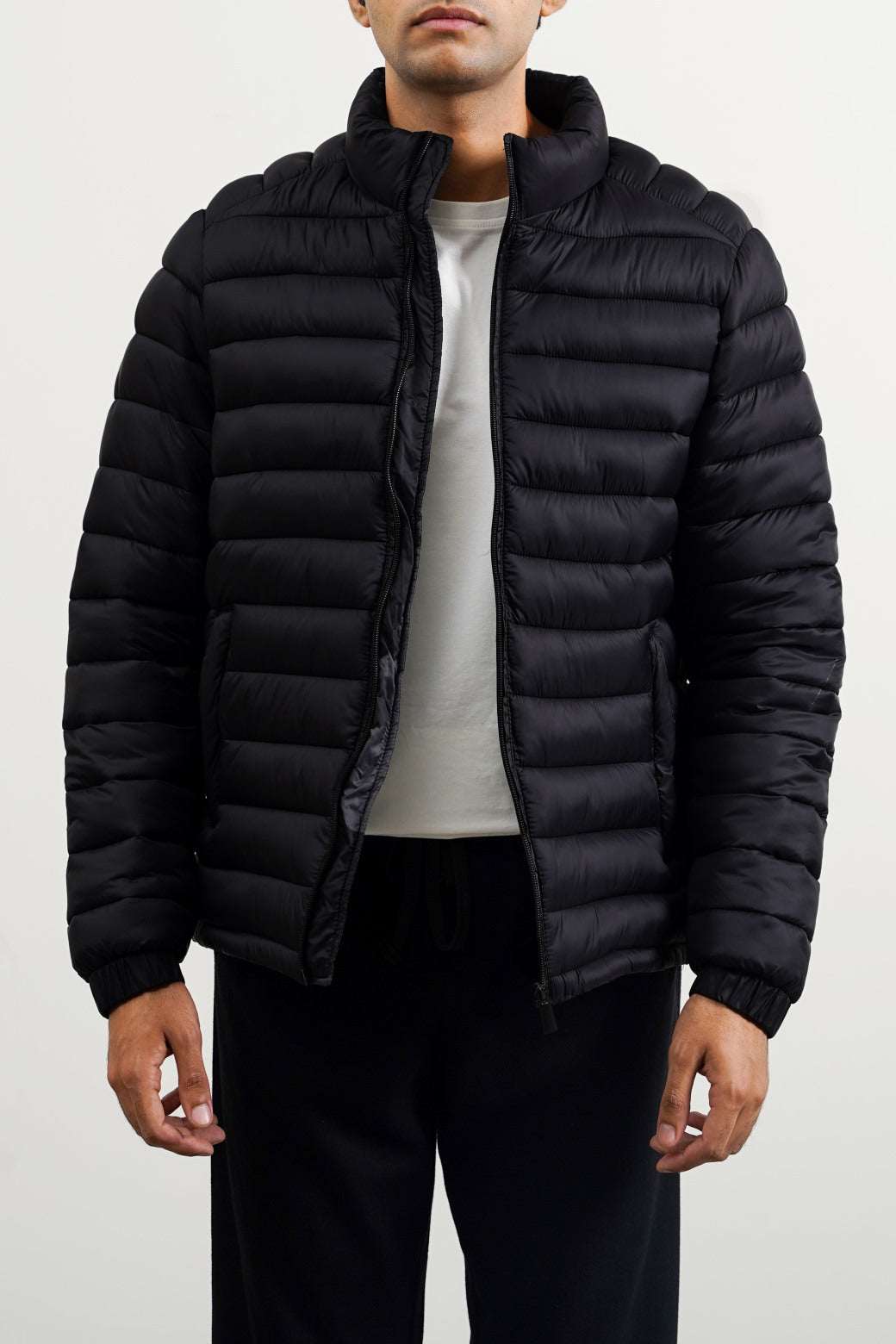 BLACK REGULAR PUFFER