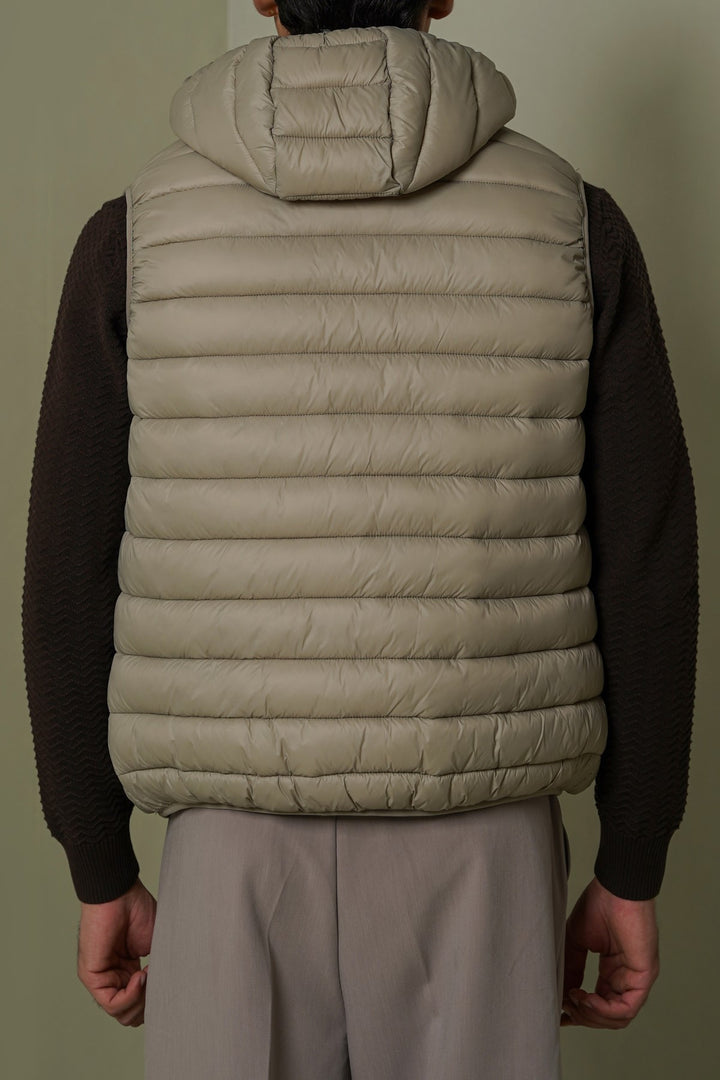 HOODED GILET