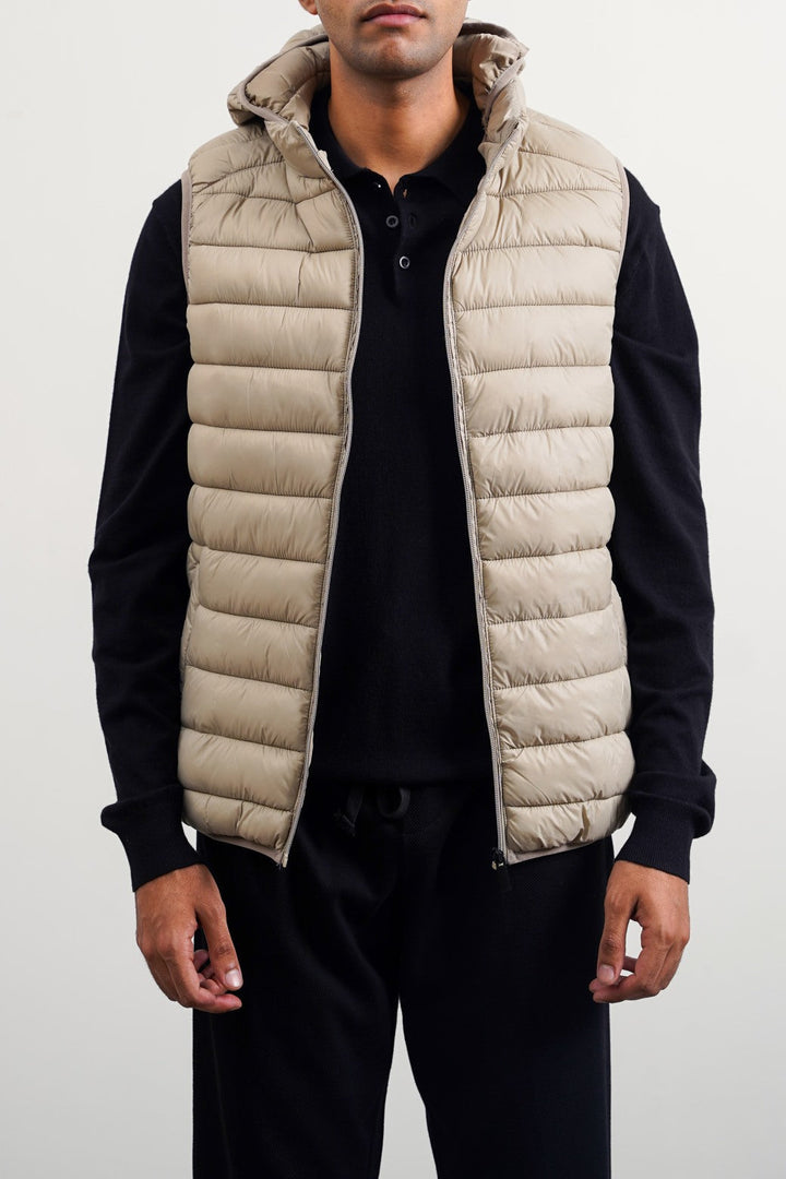 SAND HOODED GILET
