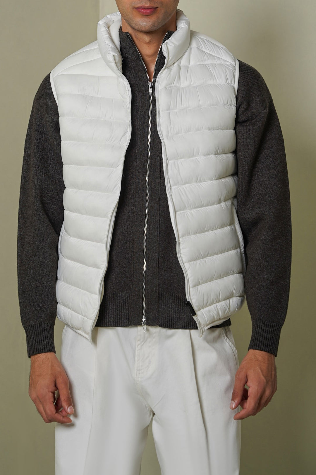 HOODED GILET