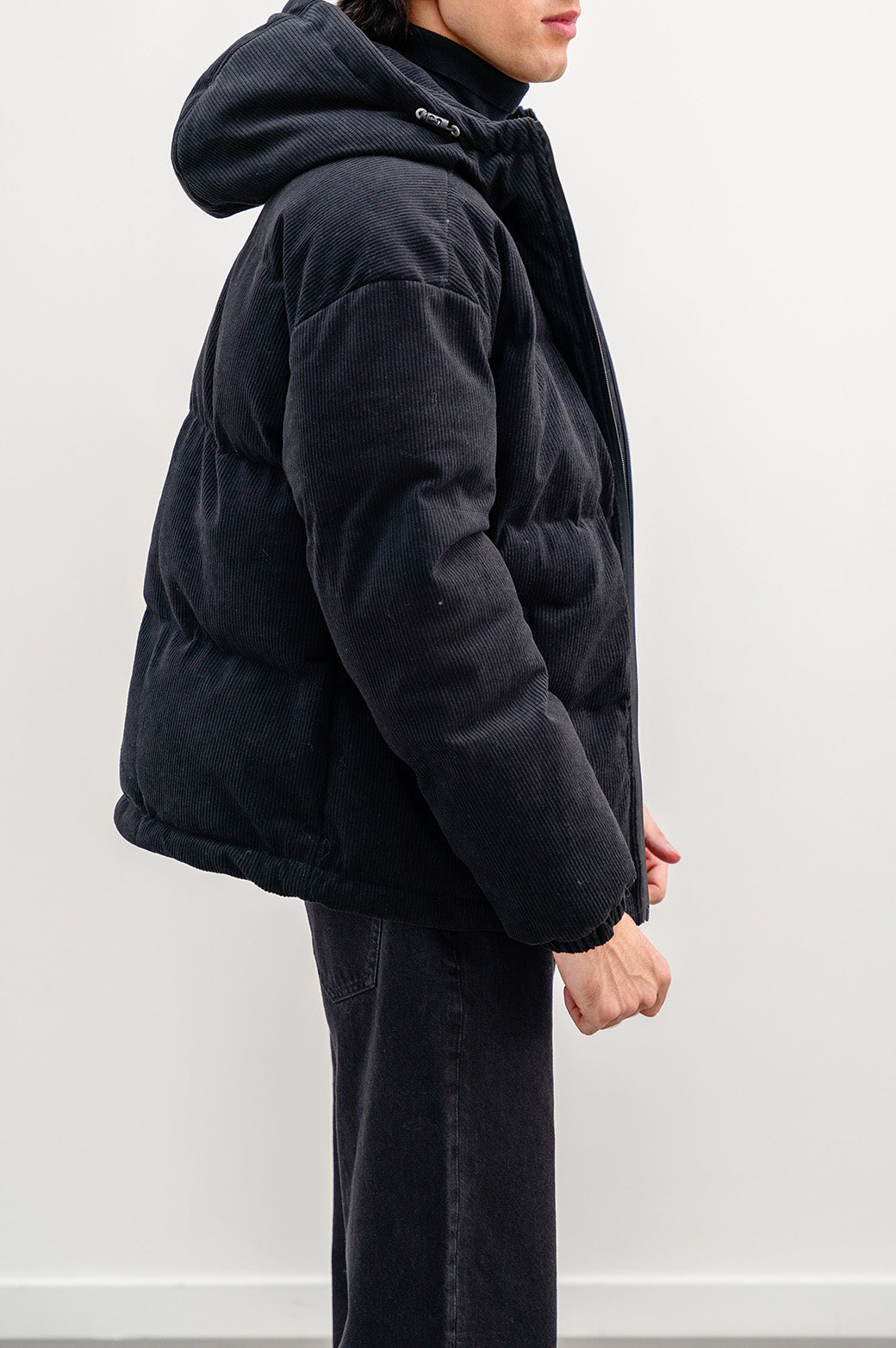 BLACK CORDUROY PUFFER JACKET