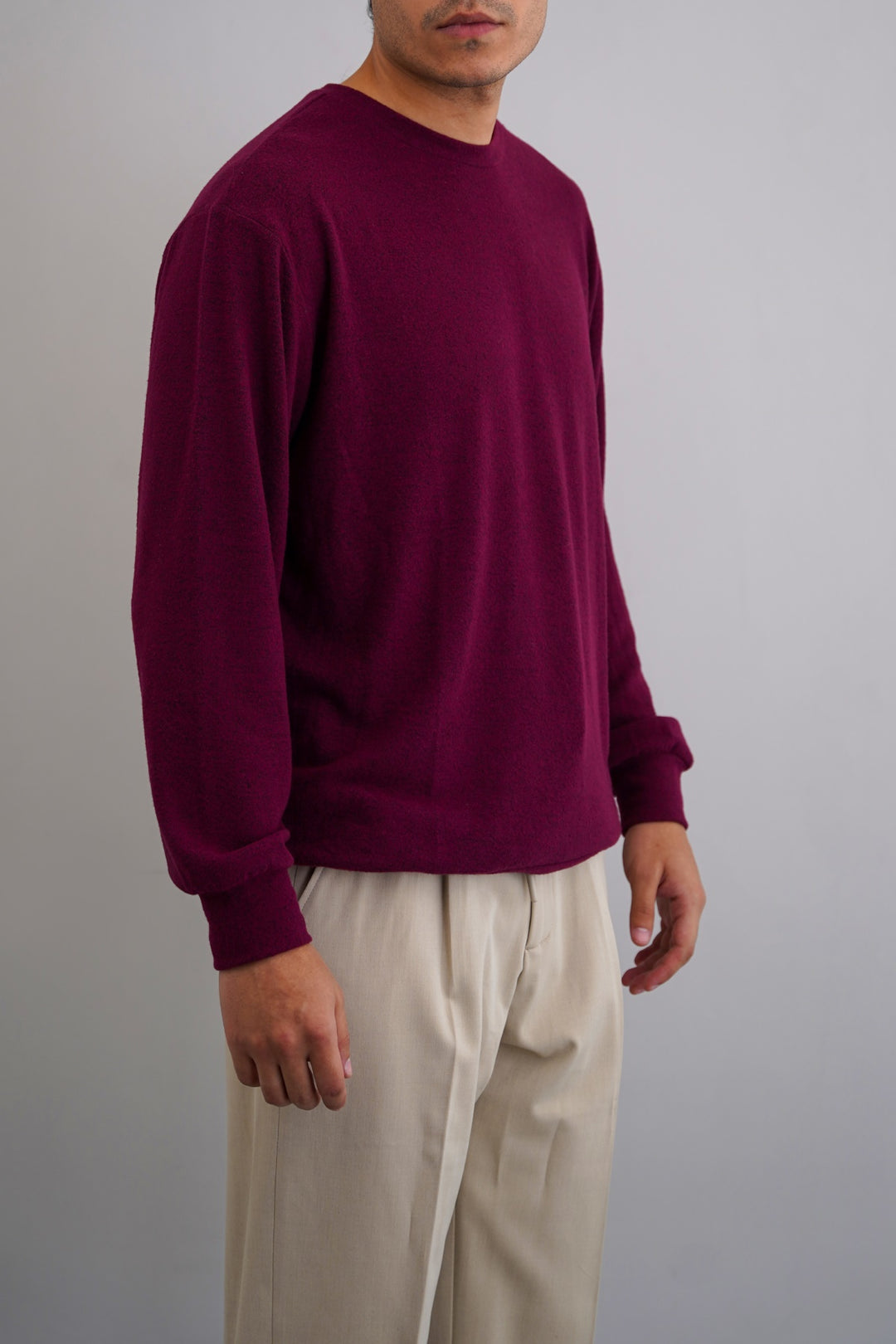 BASIC SWEATSHIRTS