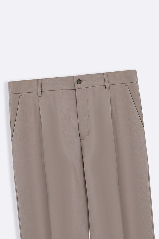 BEIGE 3D PLEATED PANTS