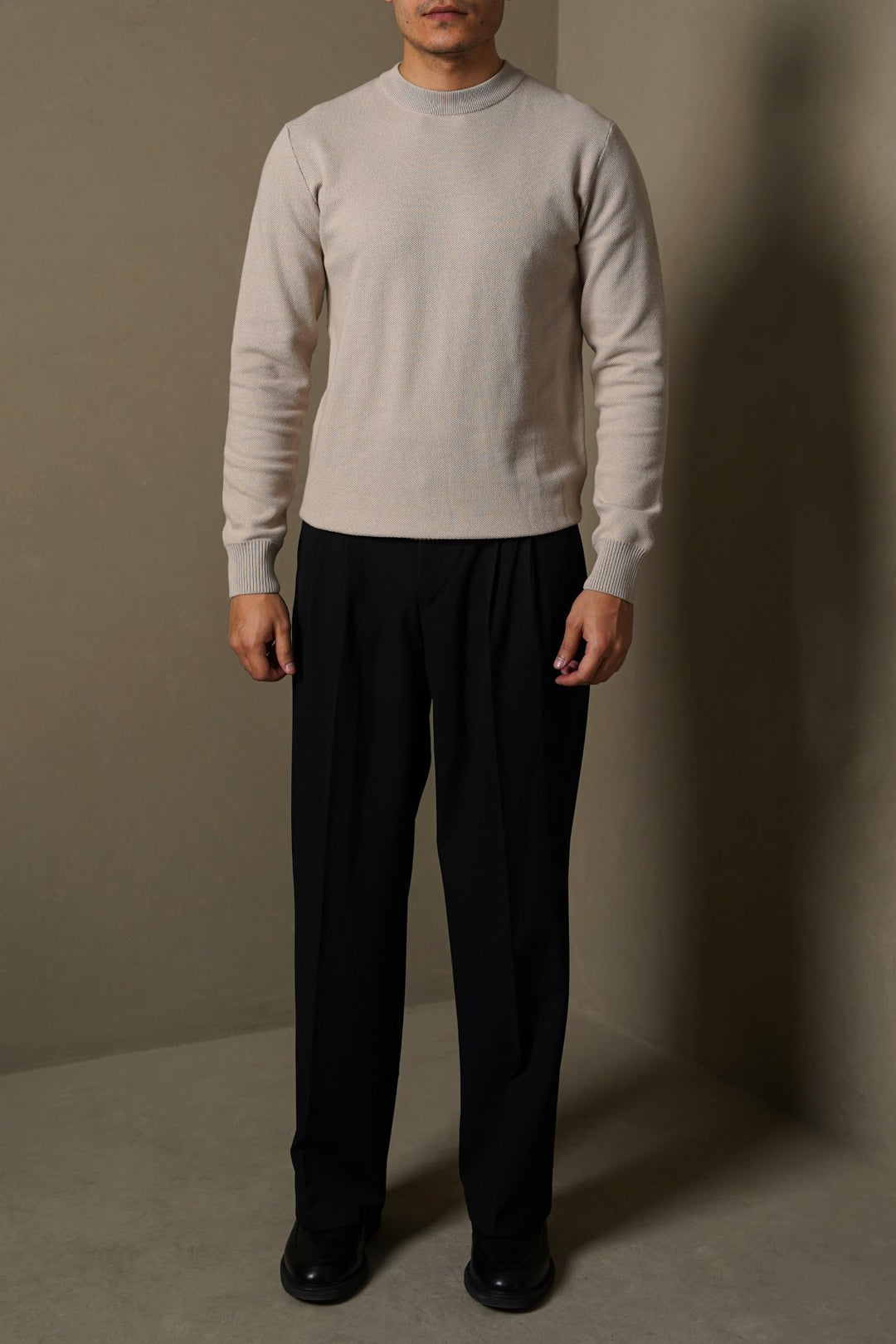 BLACK 3D PLEATED PANTS