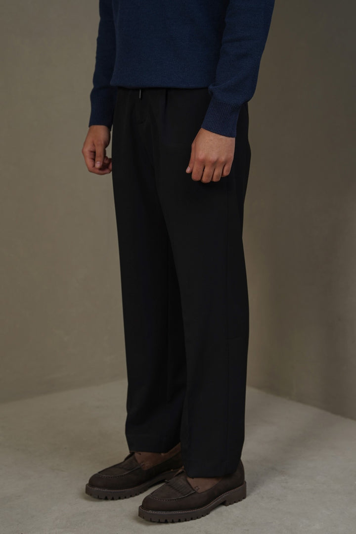 BLACK TAILORED EASY PANTS
