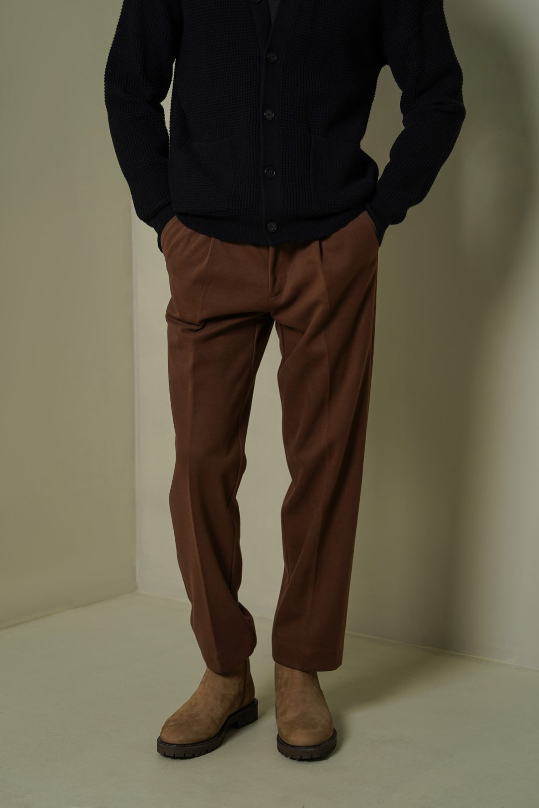 TAILORED WOOLEN PANTS